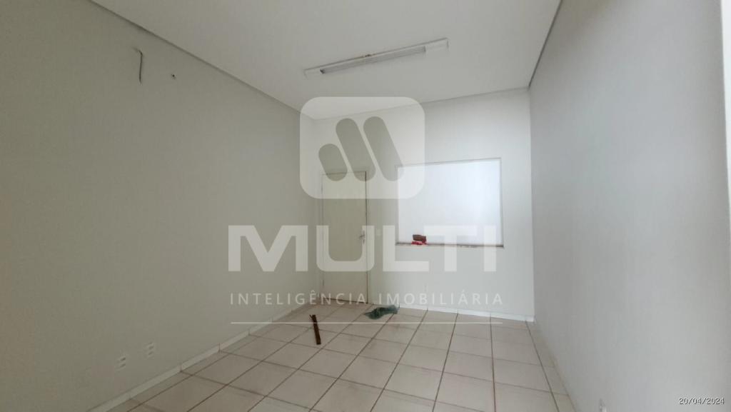 Casa, 1 quarto, 620 m² - Foto 2