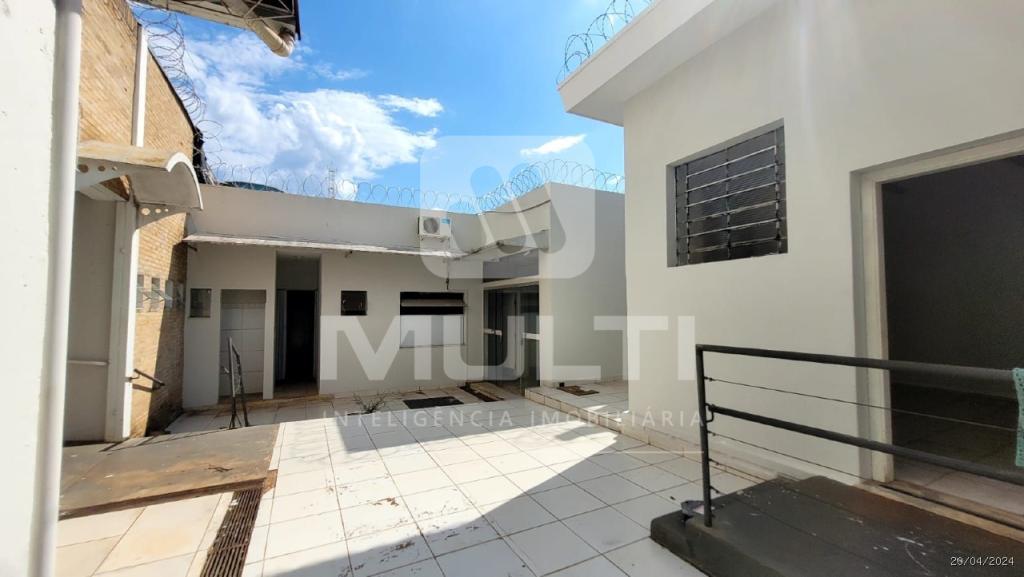 Casa, 1 quarto, 620 m² - Foto 17