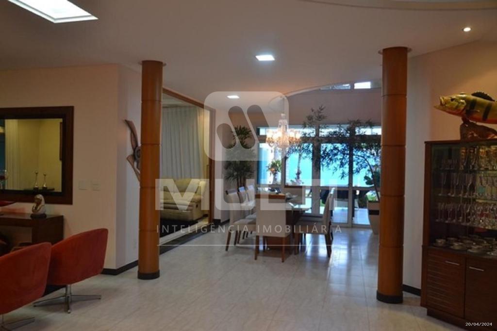Casa de Condomínio à venda com 5 quartos, 600m² - Foto 6