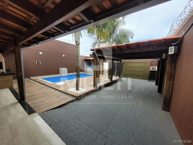 Casa à venda com 3 quartos, 195m² - Foto 3