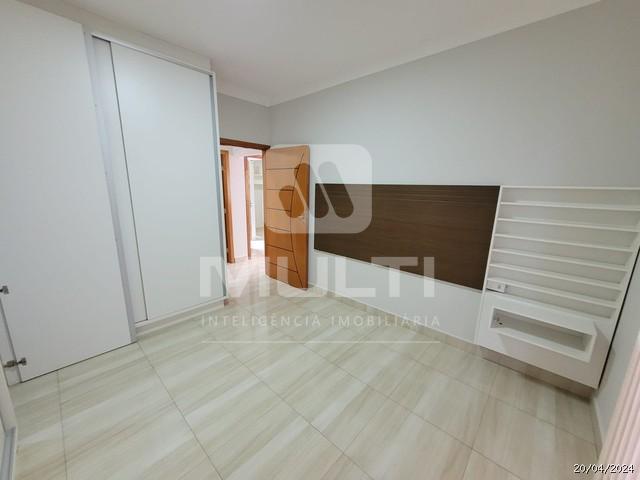 Casa à venda com 3 quartos, 195m² - Foto 11
