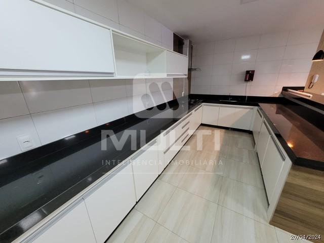Casa à venda com 3 quartos, 195m² - Foto 14