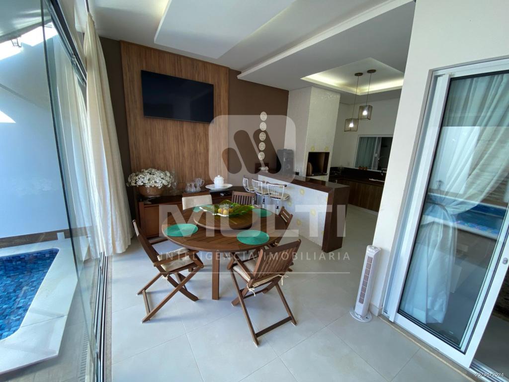 Casa, 3 quartos, 215 m² - Foto 8