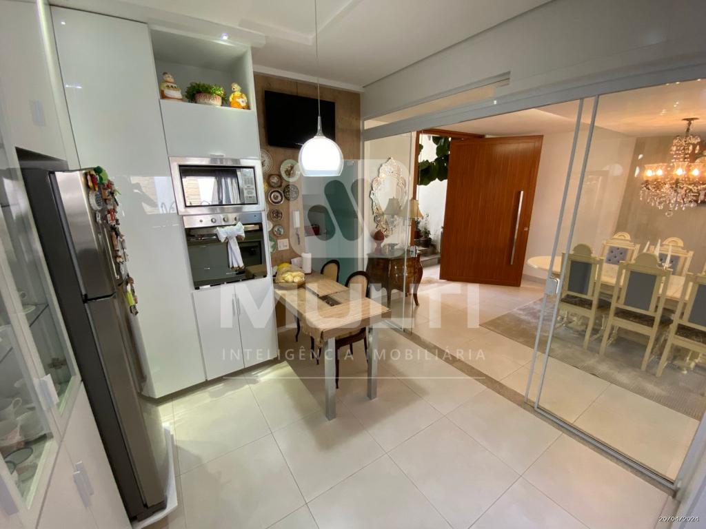 Casa, 3 quartos, 215 m² - Foto 22