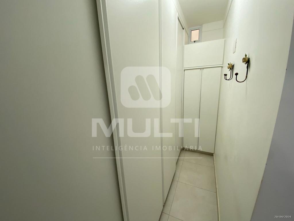 Casa, 3 quartos, 215 m² - Foto 38