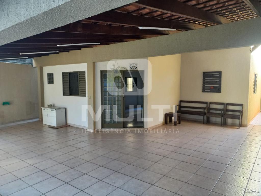 Casa, 3 quartos, 220 m² - Foto 1