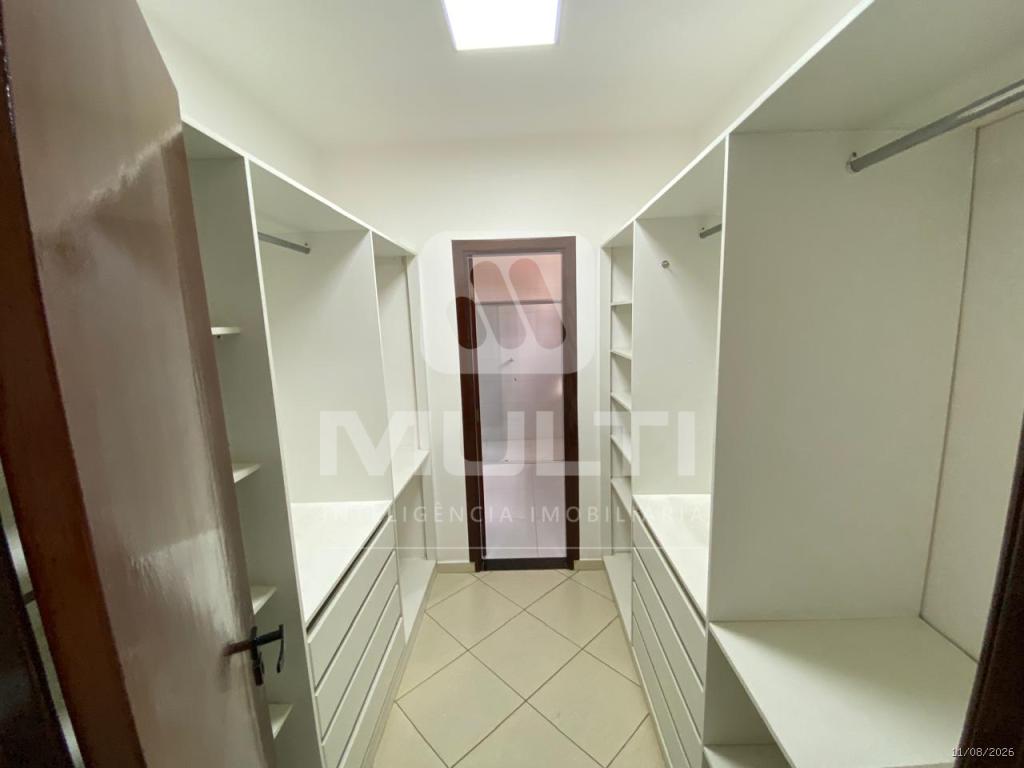 Casa, 5 quartos, 336 m² - Foto 3