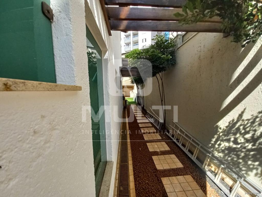 Casa, 3 quartos, 326 m² - Foto 3