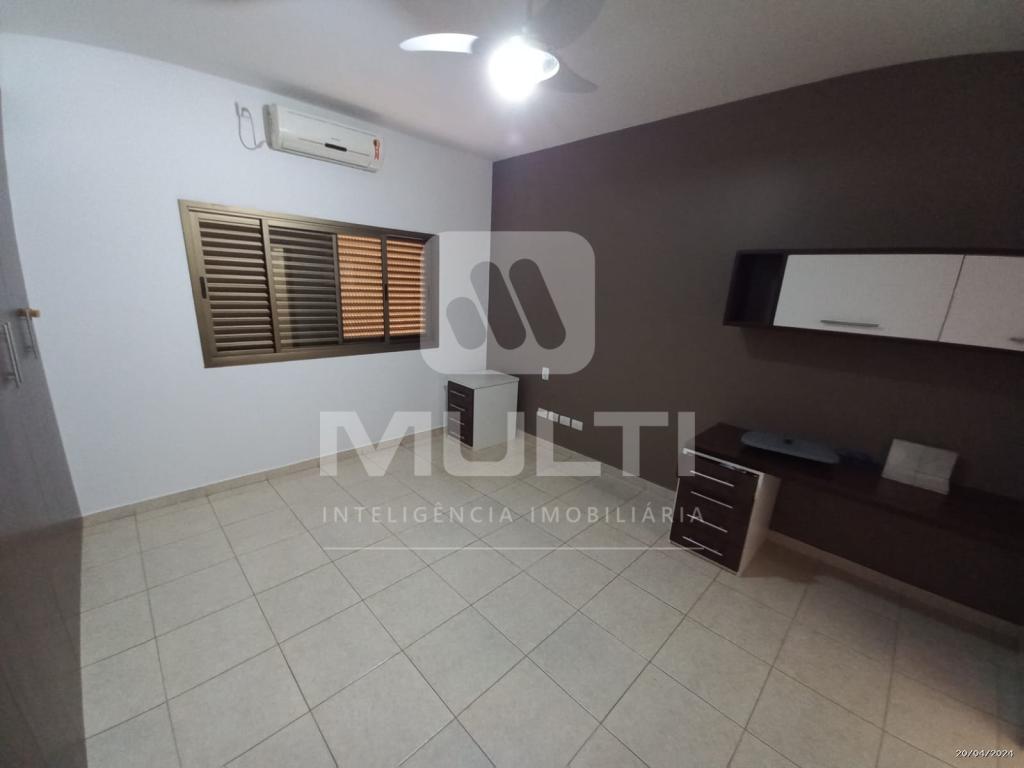 Casa, 3 quartos, 326 m² - Foto 8
