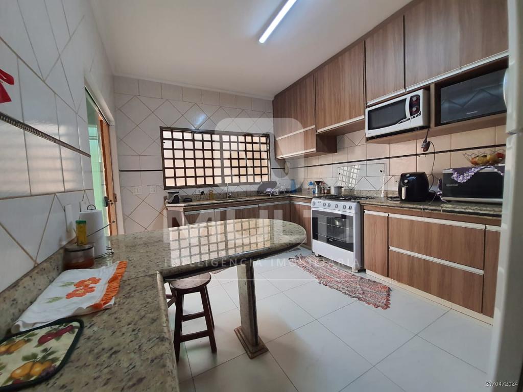 Casa, 3 quartos, 200 m² - Foto 19