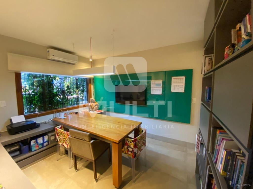 Casa à venda com 4 quartos, 554m² - Foto 17