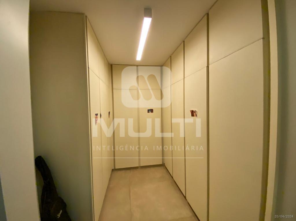 Casa à venda com 4 quartos, 554m² - Foto 18
