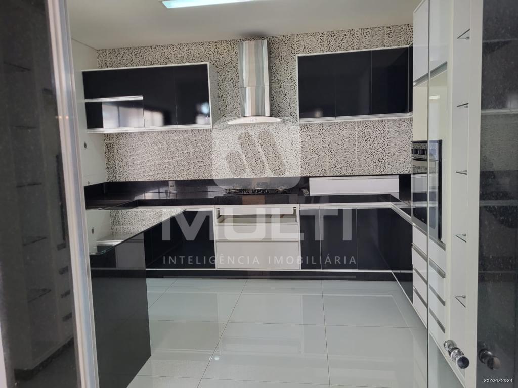 Casa, 3 quartos, 273 m² - Foto 15