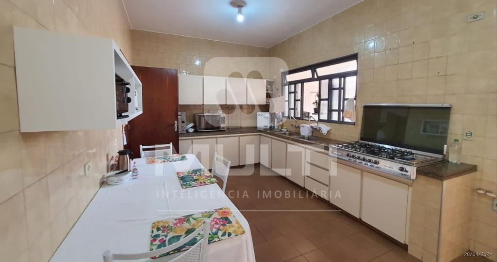 Casa à venda com 4 quartos, 350m² - Foto 12