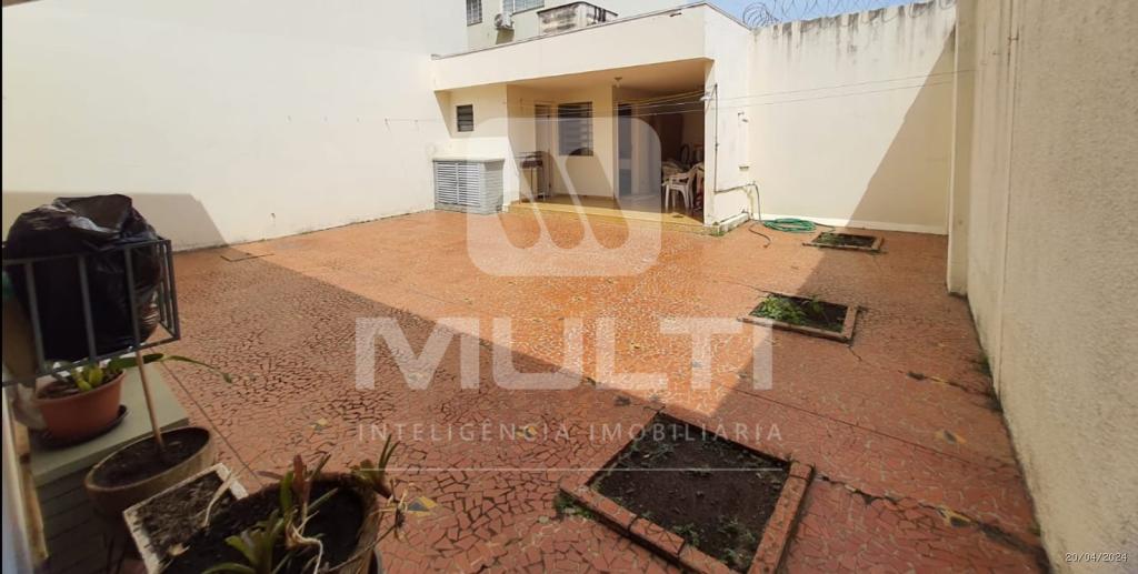 Casa à venda com 4 quartos, 350m² - Foto 27