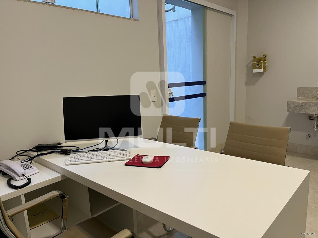 Casa, 1 quarto, 900 m² - Foto 22