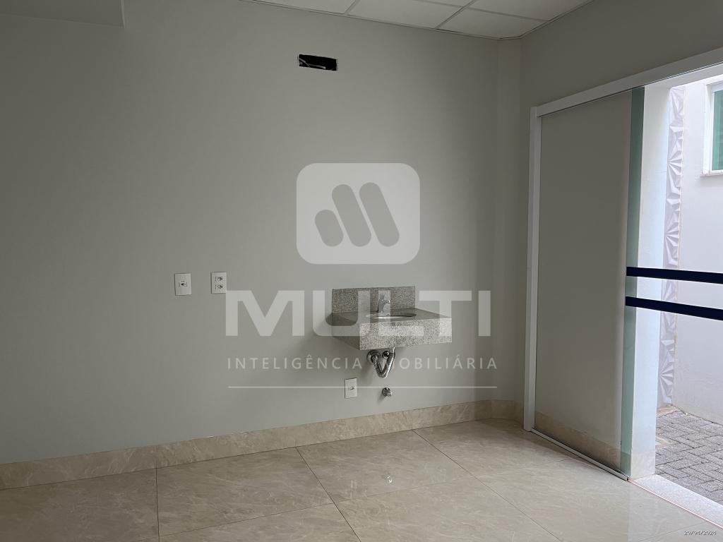 Casa, 1 quarto, 900 m² - Foto 24