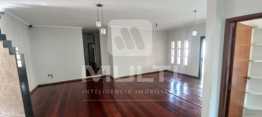 Casa, 3 quartos, 280 m² - Foto 2