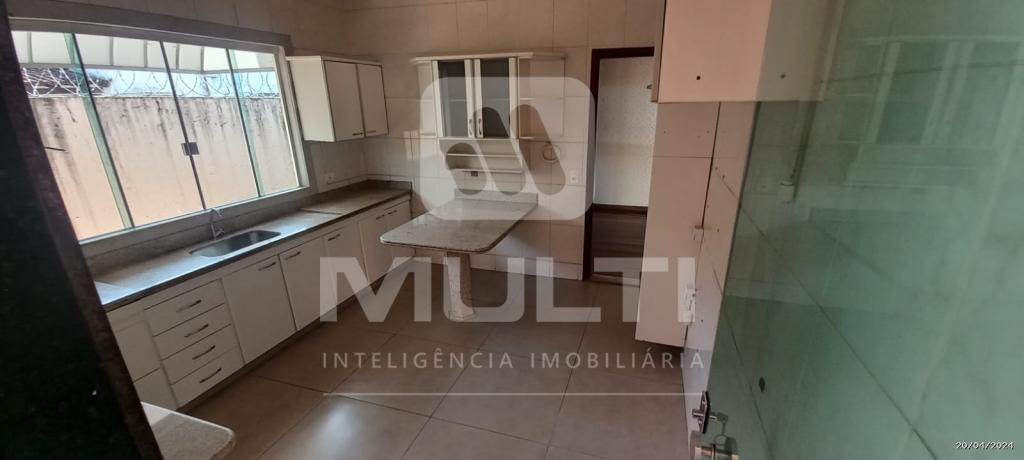 Casa, 3 quartos, 280 m² - Foto 15