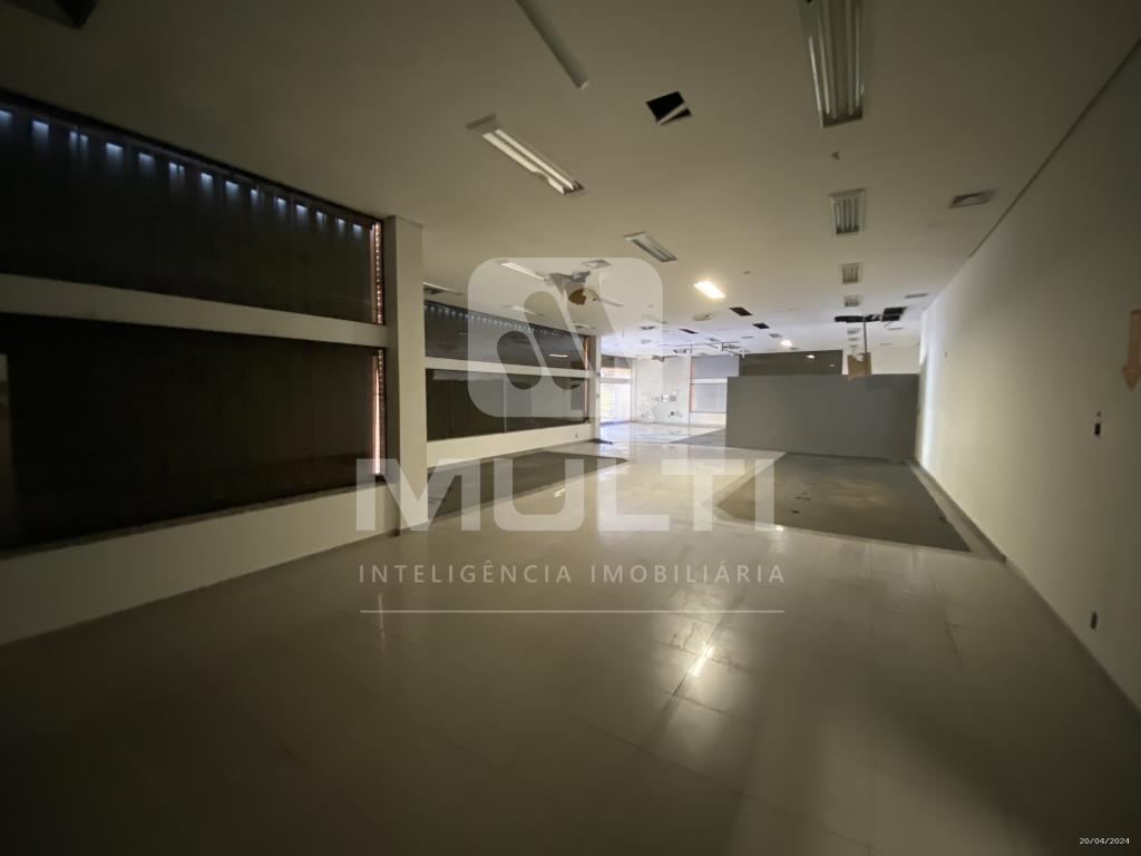 Loja-Salão à venda com 1 quarto, 378m² - Foto 1