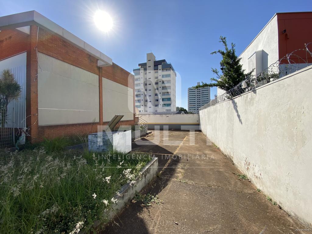 Loja-Salão à venda com 1 quarto, 378m² - Foto 4