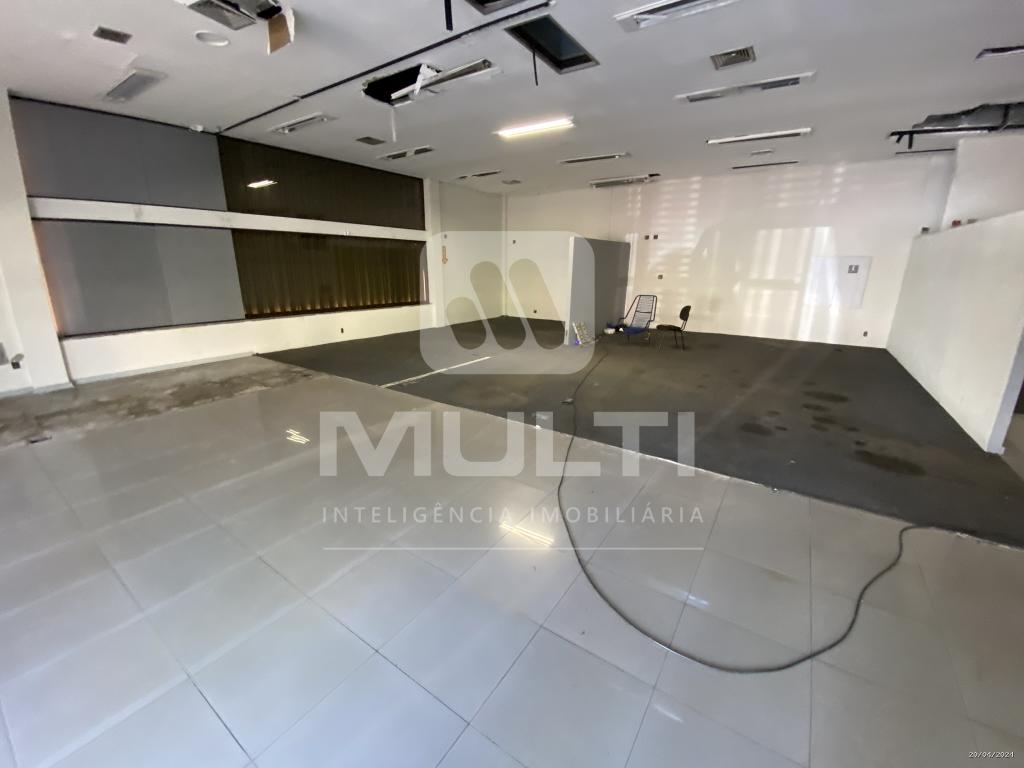 Loja-Salão à venda com 1 quarto, 378m² - Foto 6