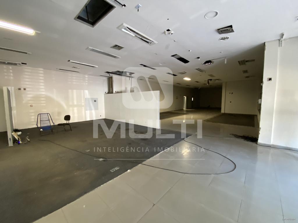 Loja-Salão à venda com 1 quarto, 378m² - Foto 7