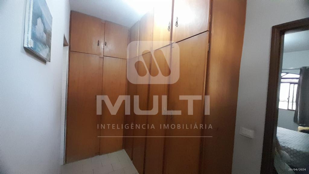 Casa, 3 quartos, 228 m² - Foto 15