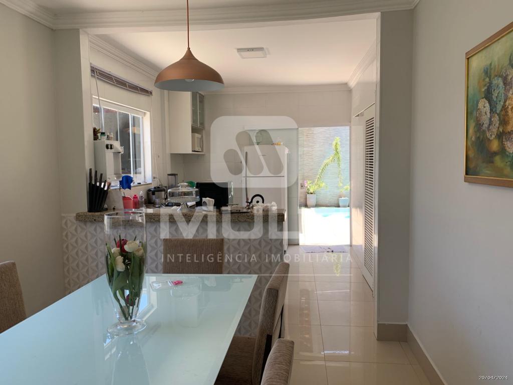 Casa, 3 quartos, 187 m² - Foto 2