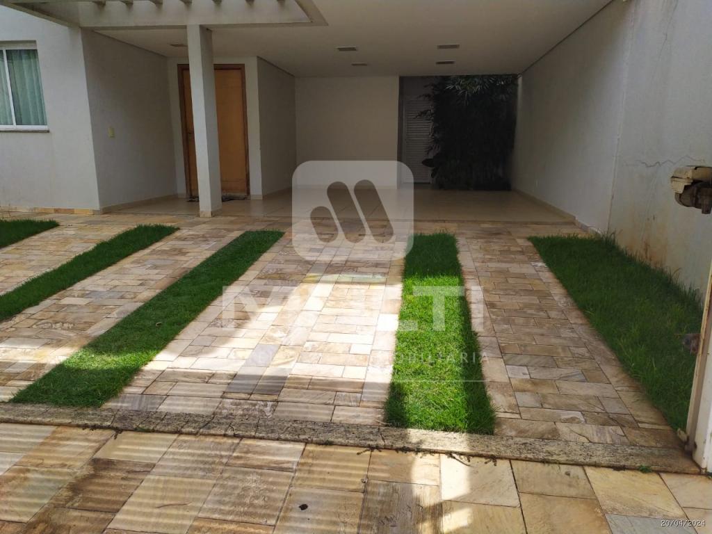 Casa, 4 quartos, 291 m² - Foto 2