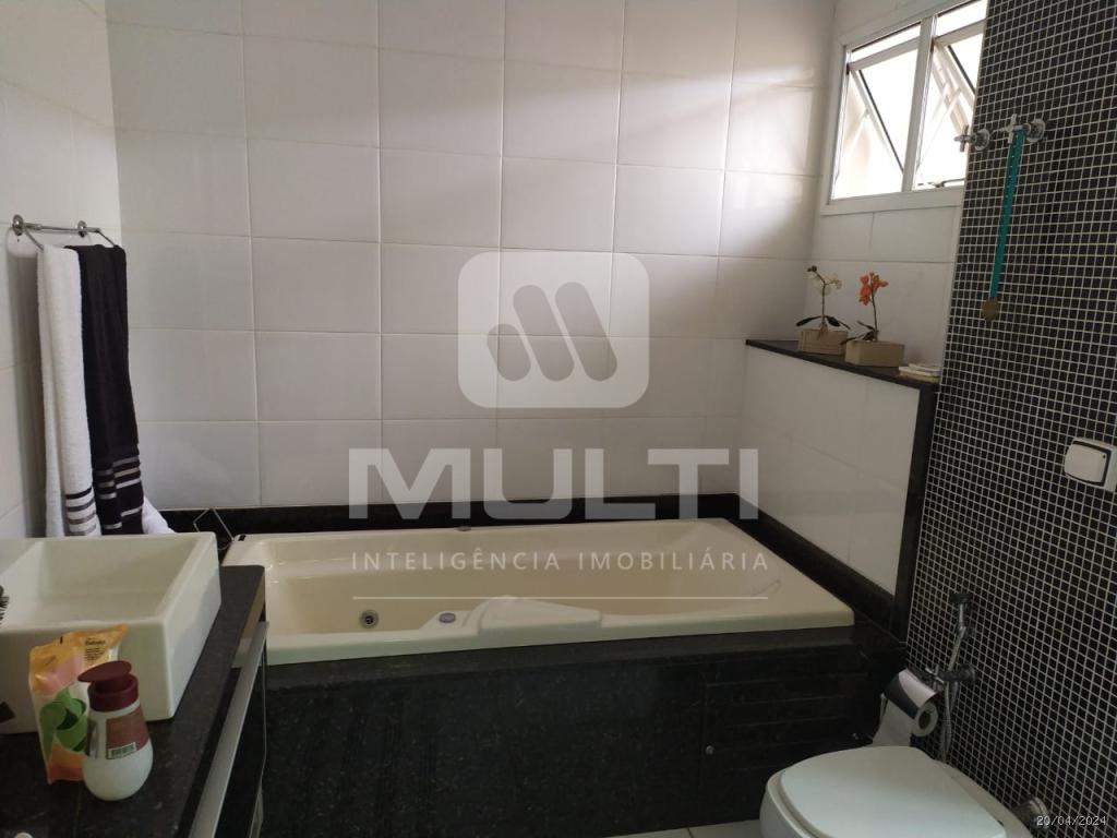 Casa, 4 quartos, 291 m² - Foto 25