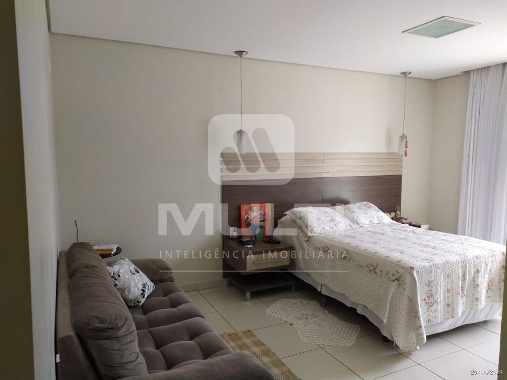 Casa, 4 quartos, 291 m² - Foto 30