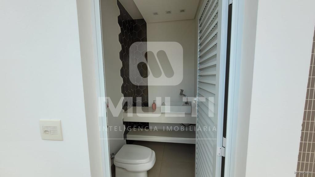 Casa, 3 quartos, 236 m² - Foto 10