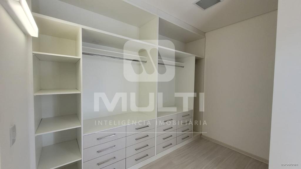 Casa, 3 quartos, 236 m² - Foto 17