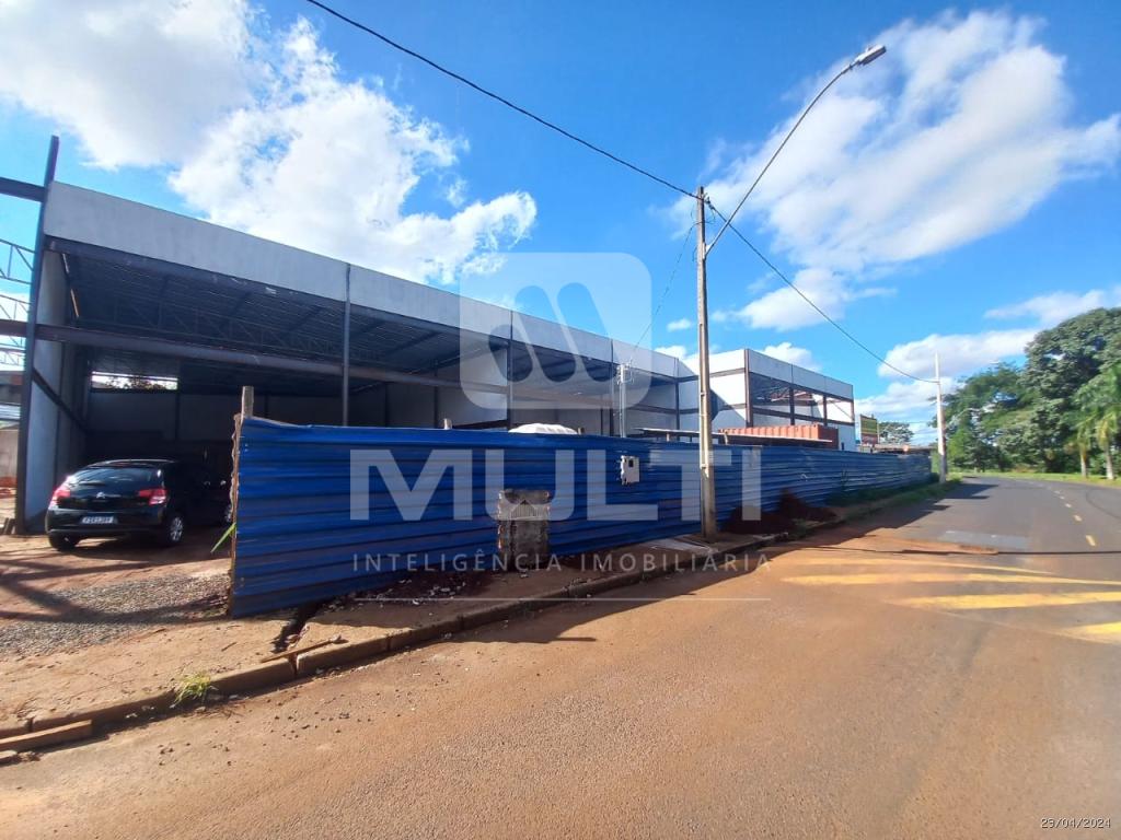 Loja-Salão, 775 m² - Foto 1