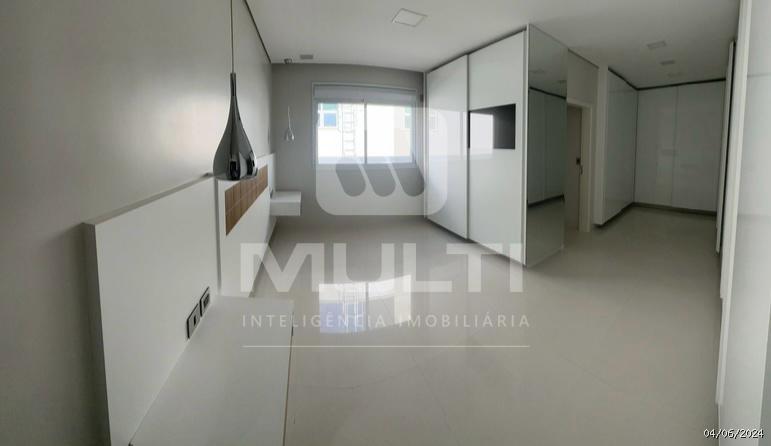 Casa de Condomínio à venda com 4 quartos, 650m² - Foto 7