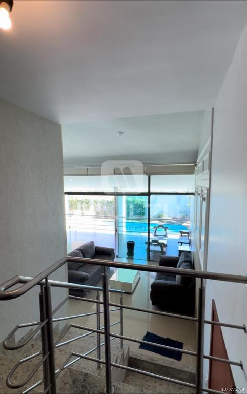 Casa à venda com 3 quartos, 314m² - Foto 3