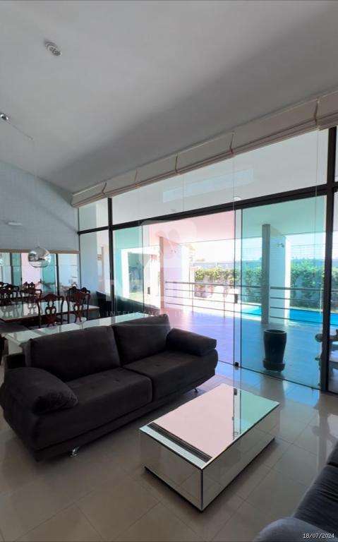 Casa à venda com 3 quartos, 314m² - Foto 5