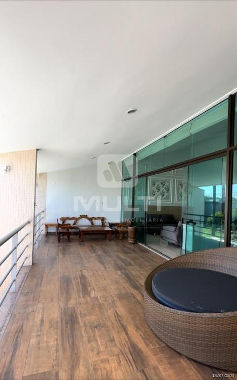 Casa à venda com 3 quartos, 314m² - Foto 6