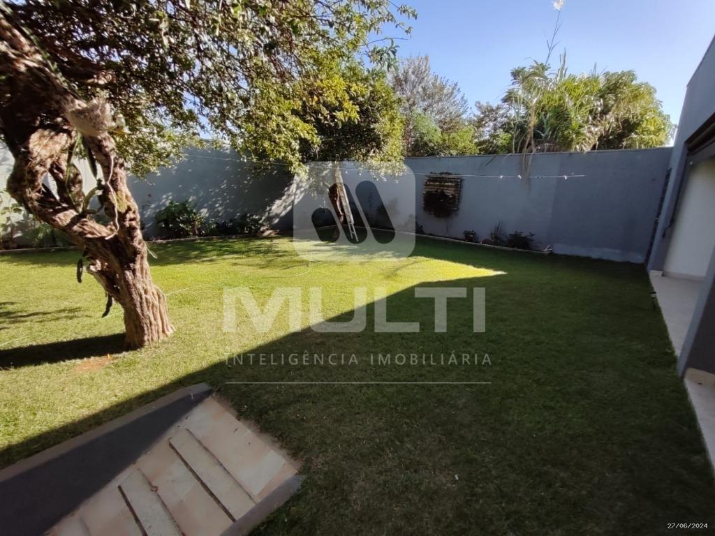 Casa à venda com 4 quartos, 190m² - Foto 4