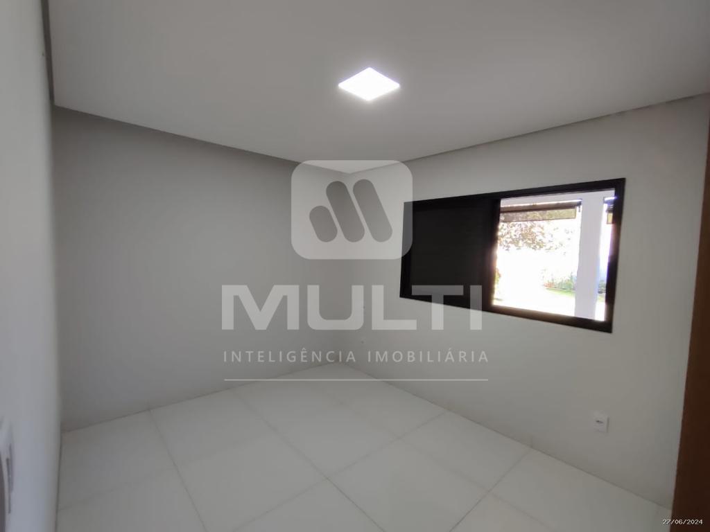 Casa à venda com 4 quartos, 190m² - Foto 9