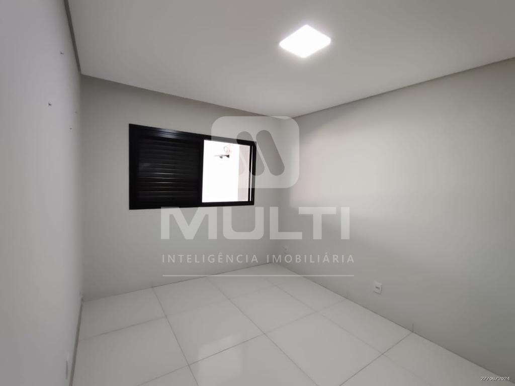 Casa à venda com 4 quartos, 190m² - Foto 11