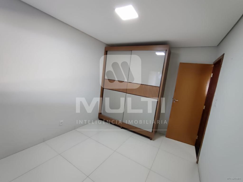 Casa à venda com 4 quartos, 190m² - Foto 12