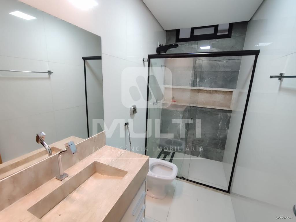 Casa à venda com 4 quartos, 190m² - Foto 18