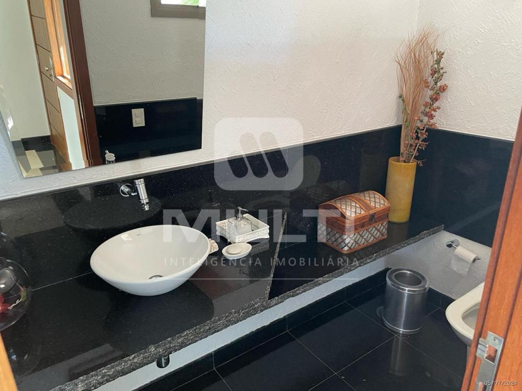 Casa à venda com 4 quartos, 600m² - Foto 9