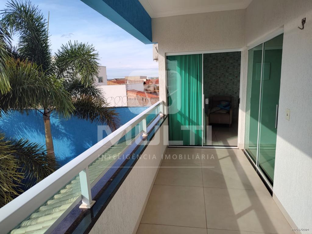 Casa, 3 quartos, 274 m² - Foto 14