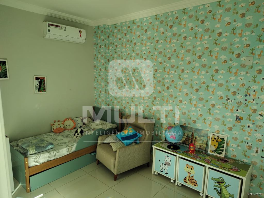 Casa, 3 quartos, 274 m² - Foto 19