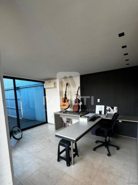 Casa, 3 quartos, 350 m² - Foto 4