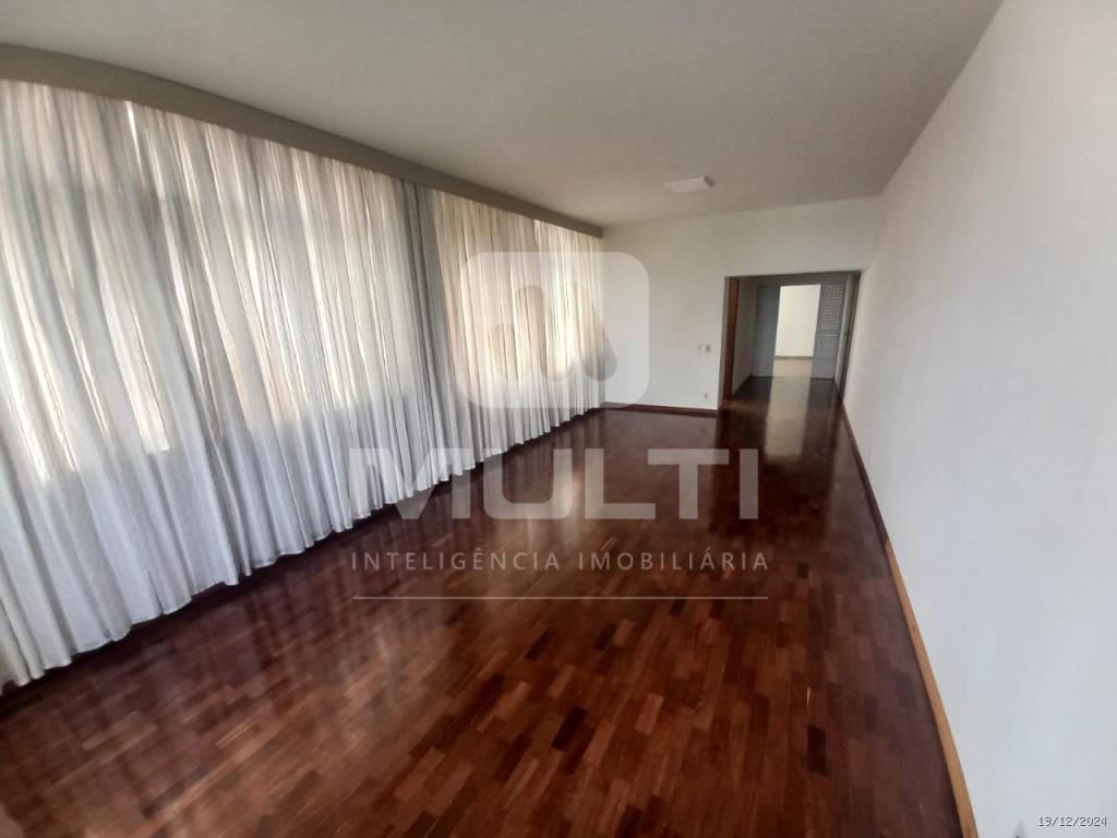 Apartamento, 4 quartos, 260 m² - Foto 1