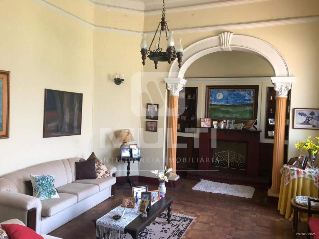 Casa, 4 quartos, 403 m² - Foto 1